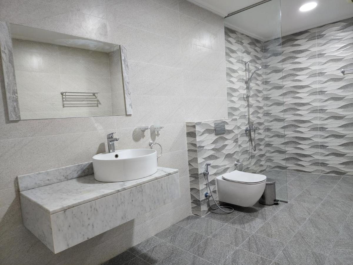Imperial Suites Hotel Manama Zewnętrze zdjęcie